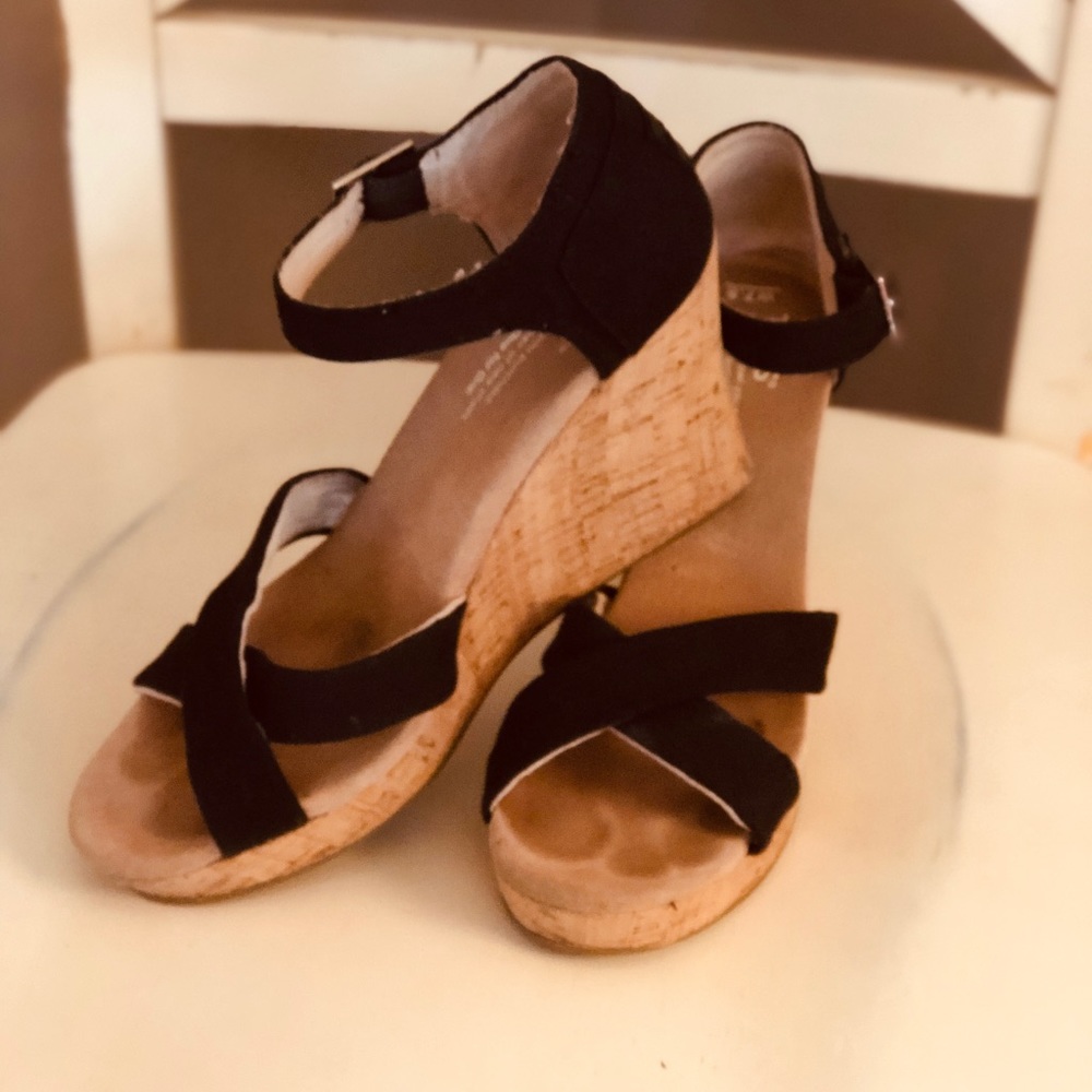 Toms Wedge Sandals